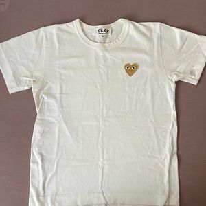 Comme Des Garcon Tshirt Gold Heart